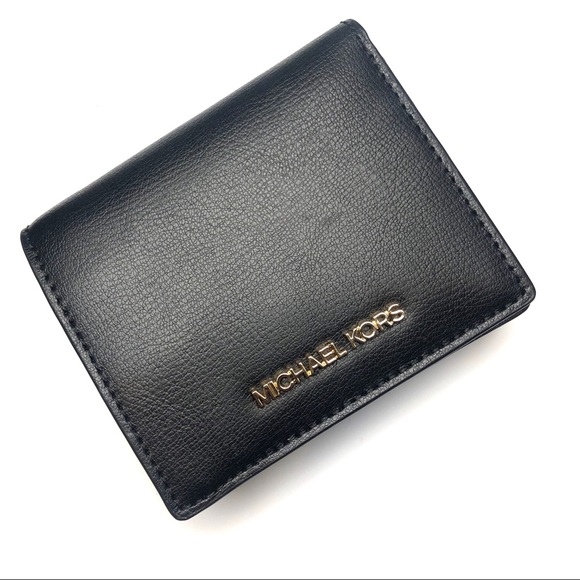 Michael Kors Handbags - Michael Kors Carryall Card Case Wallet